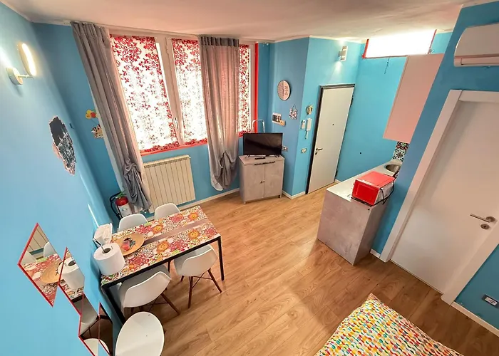 The Rabbit Hole Apartament *